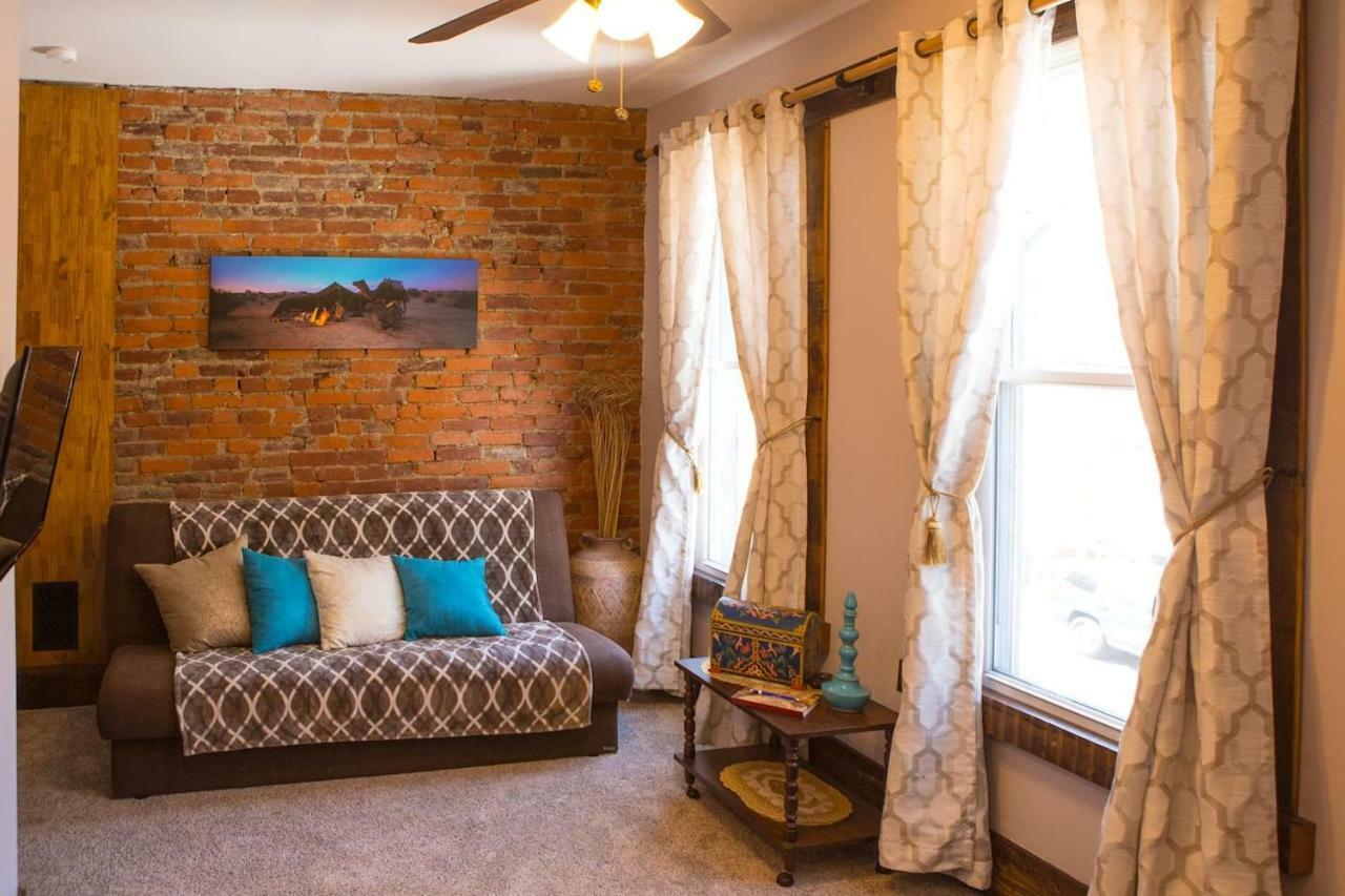 10 Min To Town Center & Wedding Venues W Walkscore 96 & Super Fast Wifi Apartment Lancaster Exterior photo